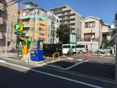 板橋区熊野町　月極駐車場